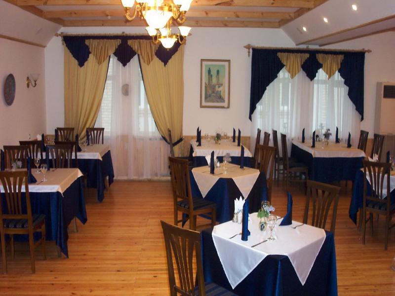 Grand Orzu Hotel Tasjkent Buitenkant foto