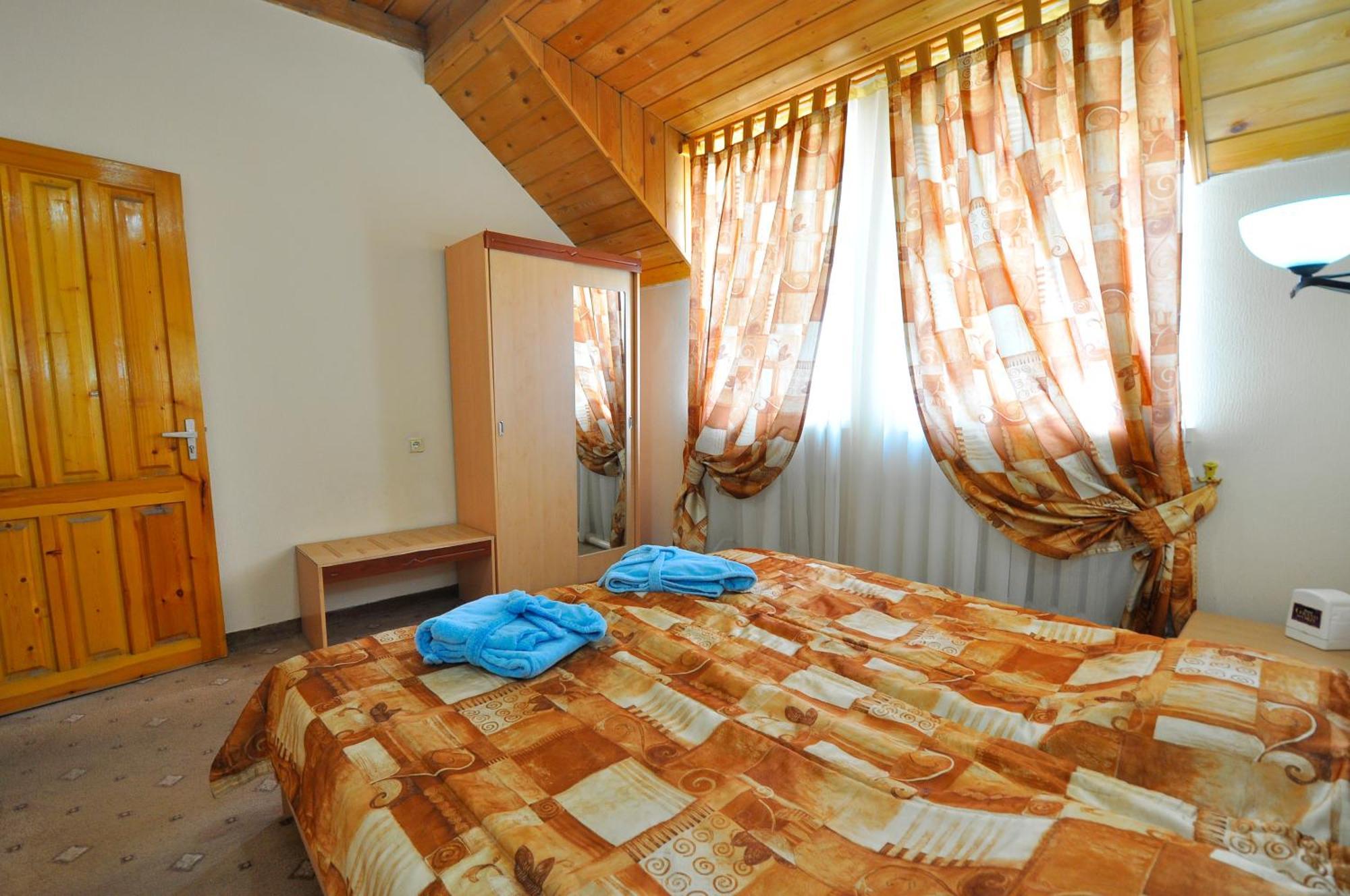 Grand Orzu Hotel Tasjkent Buitenkant foto