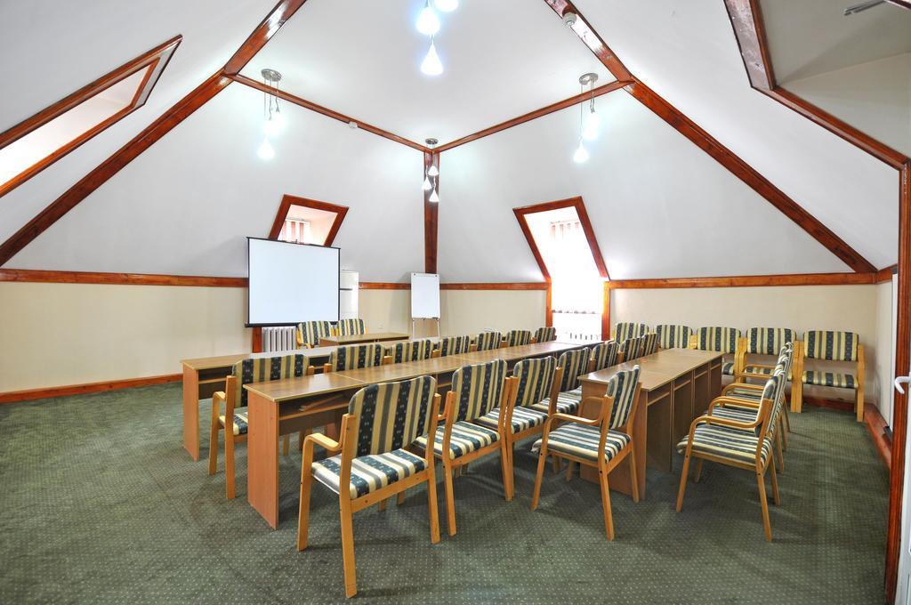 Grand Orzu Hotel Tasjkent Buitenkant foto