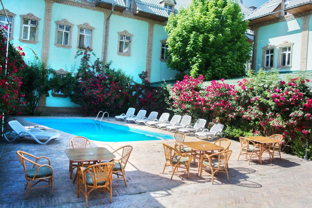 Grand Orzu Hotel Tasjkent Buitenkant foto