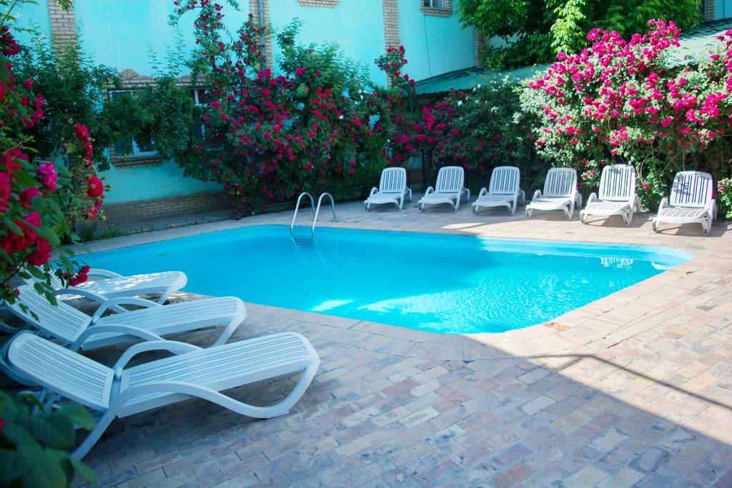 Grand Orzu Hotel Tasjkent Buitenkant foto