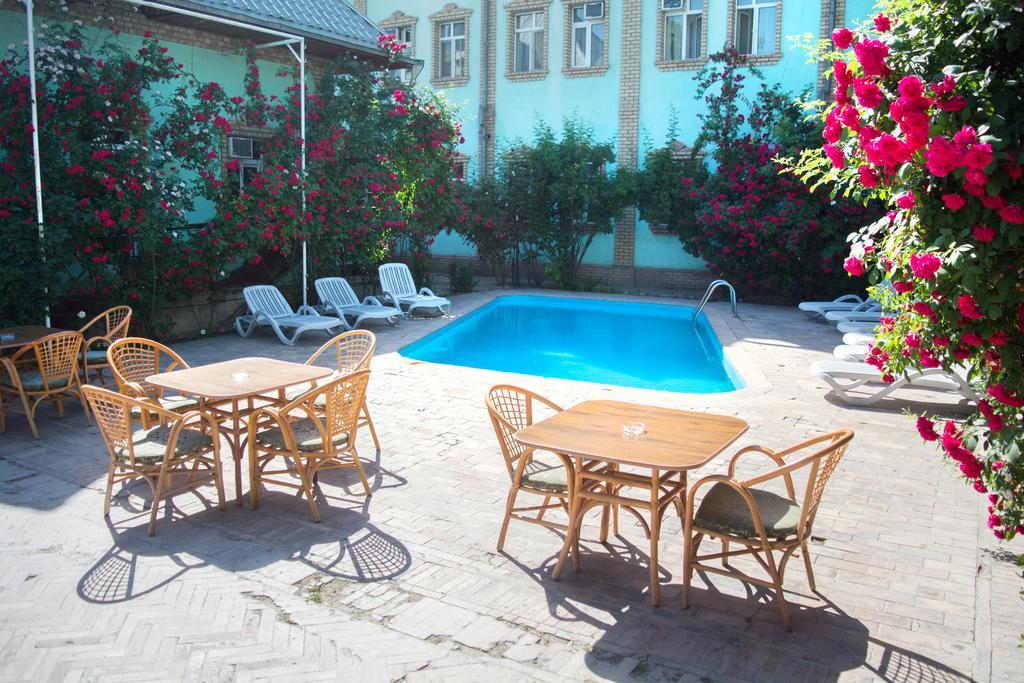 Grand Orzu Hotel Tasjkent Buitenkant foto